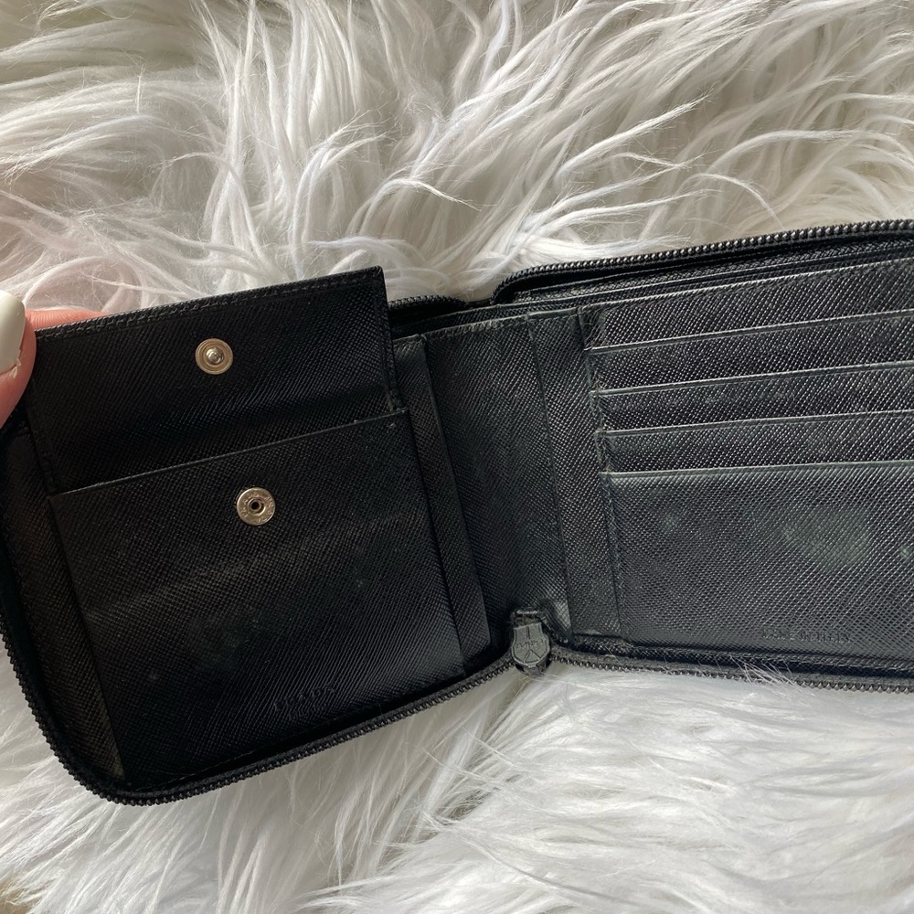 Black Prada wallet - Picture 6 of 8